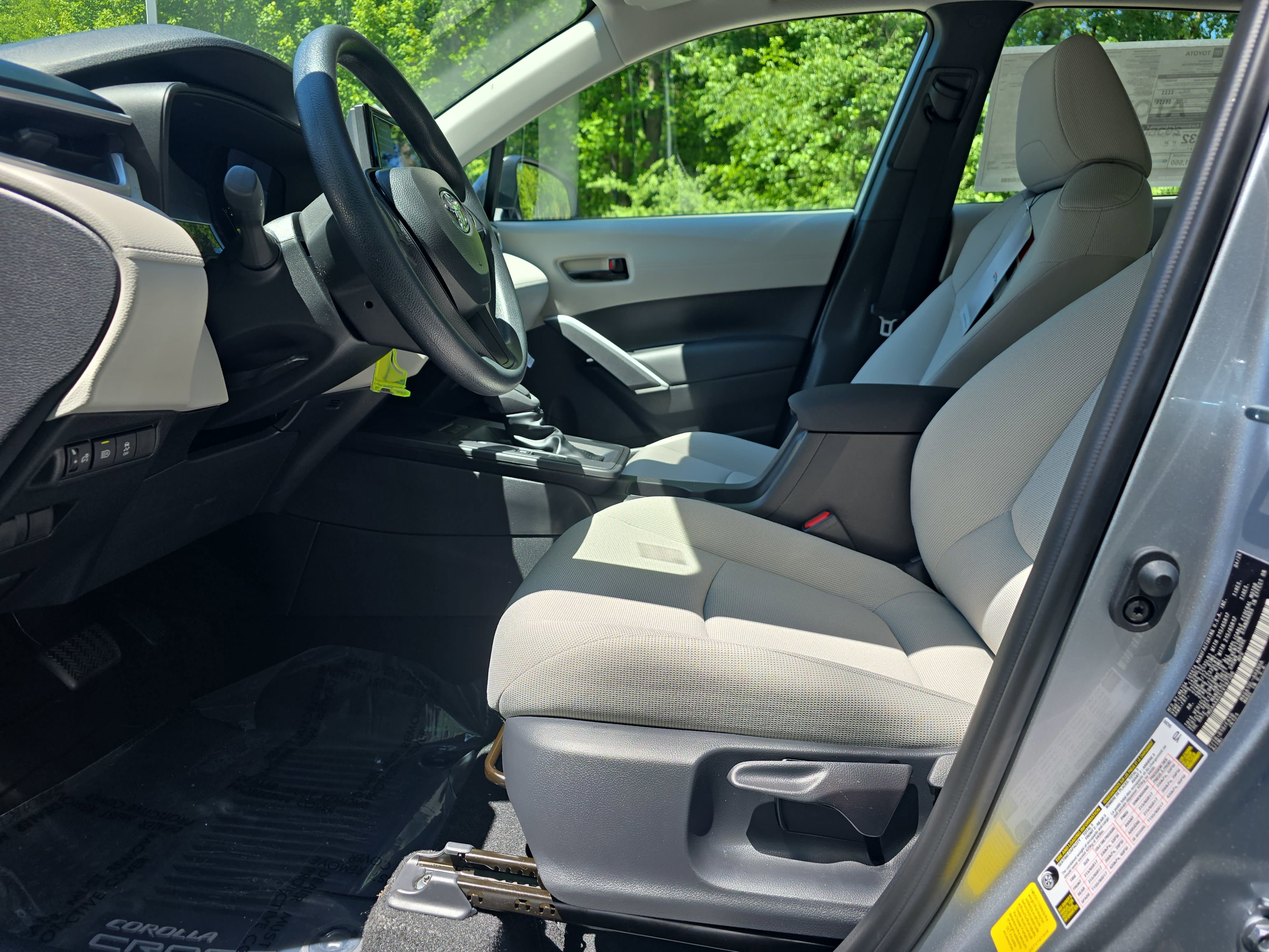 New 2026 Toyota Corolla Cross L FWD image 14