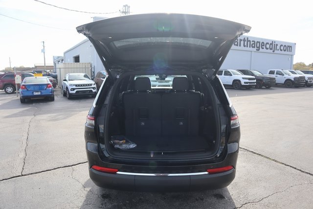 New 2025 Jeep Grand Cherokee L Laredo w/ Luxury Tech Group I image 26