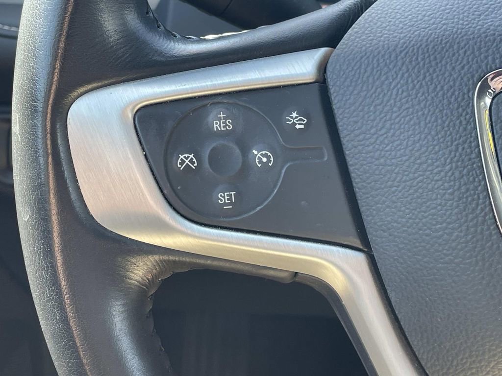 Used 2022 GMC Acadia SLT image 26