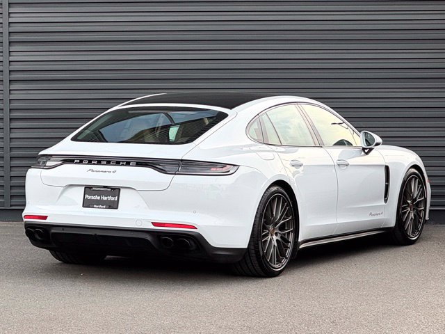 Used 2023 Porsche Panamera 4 Platinum Edition AWD/4WD image 7