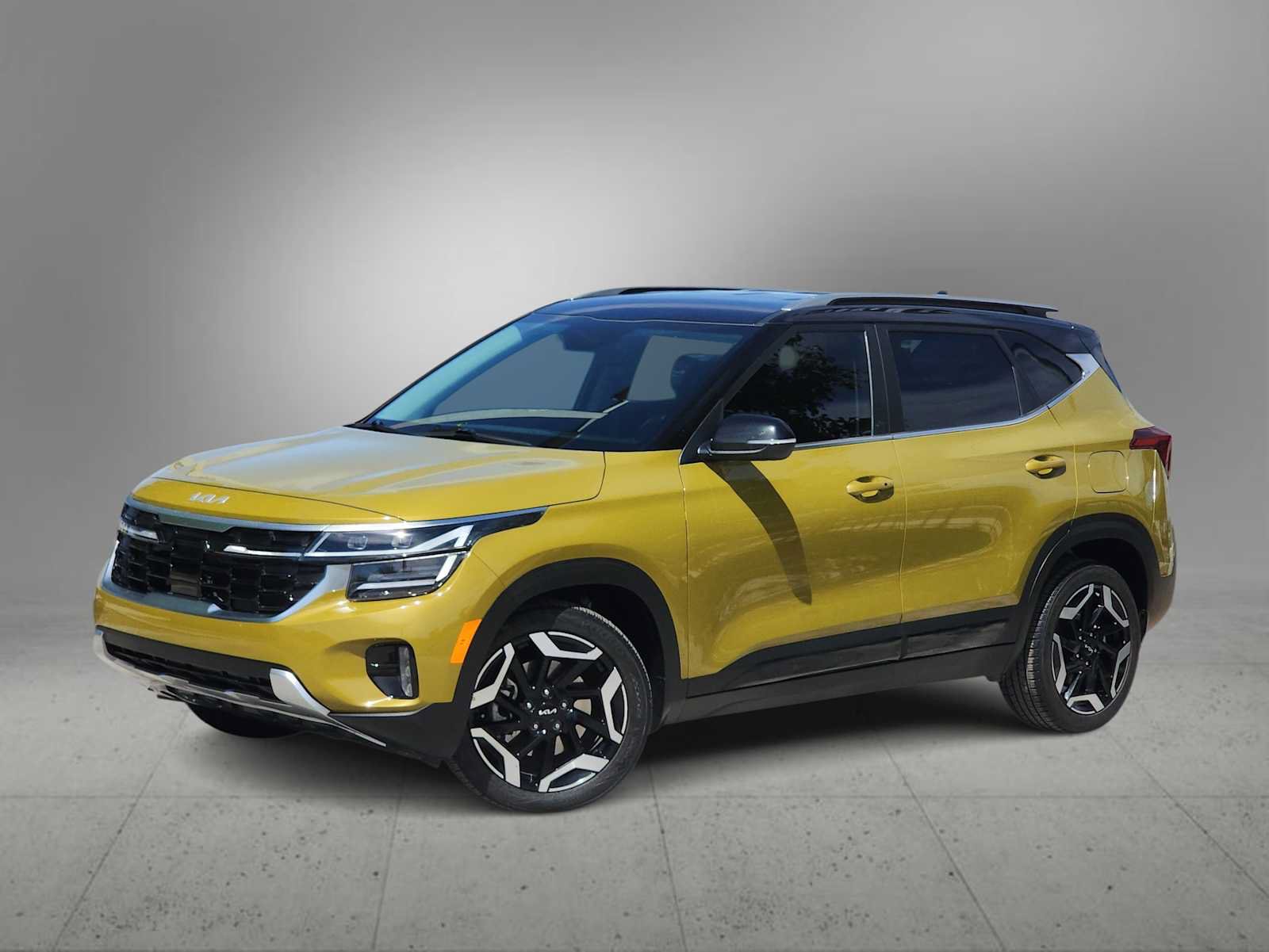 Used 2024 Kia Seltos SX