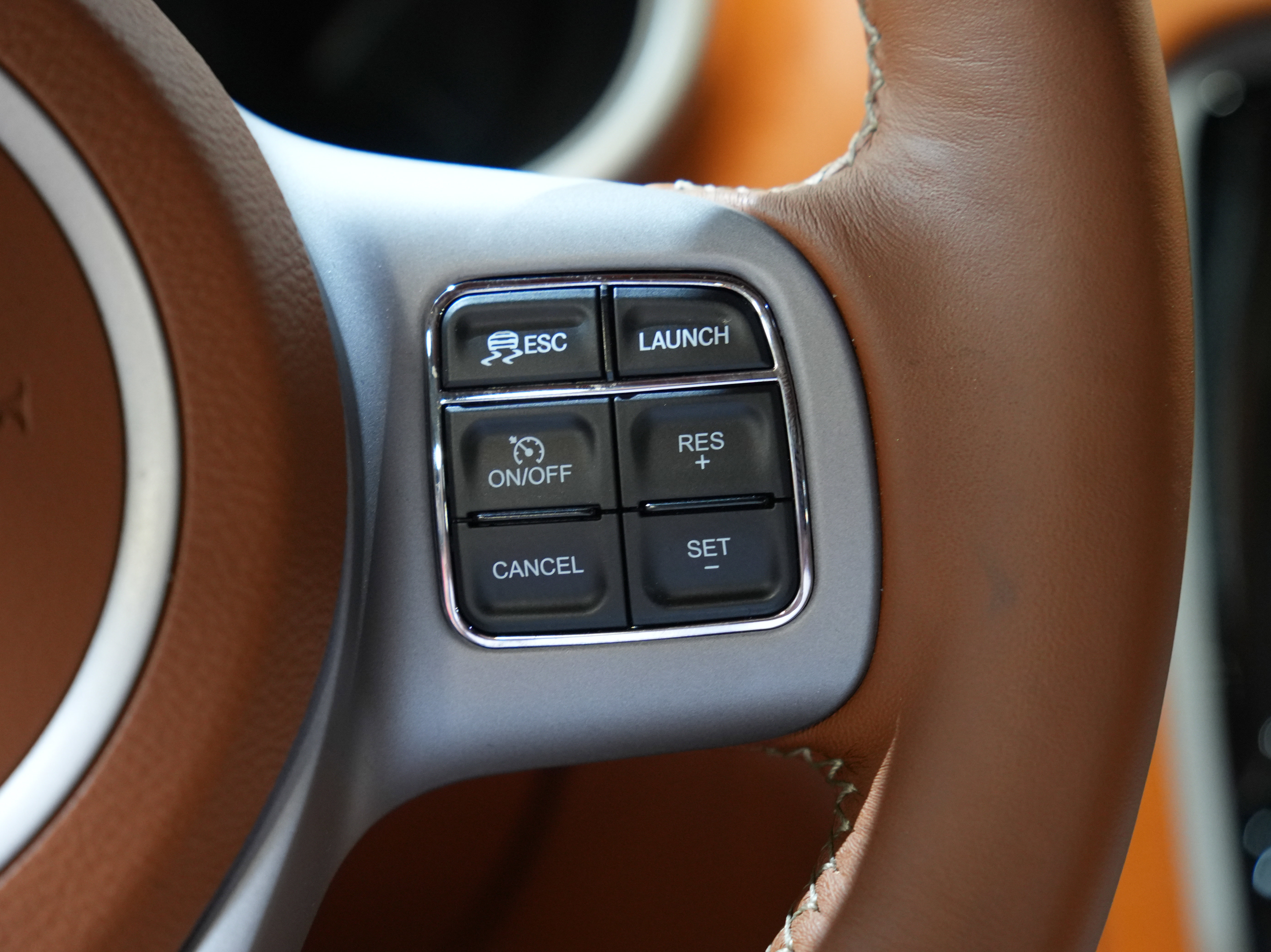 Used 2013 SRT Viper GTS w/ GTS Laguna Interior Pkg image 37