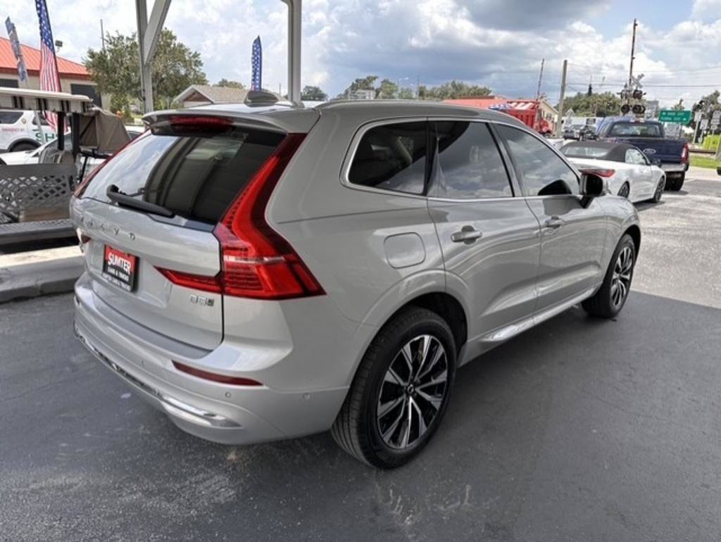 Used 2023 Volvo XC60 B5 Plus AWD/4WD image 7
