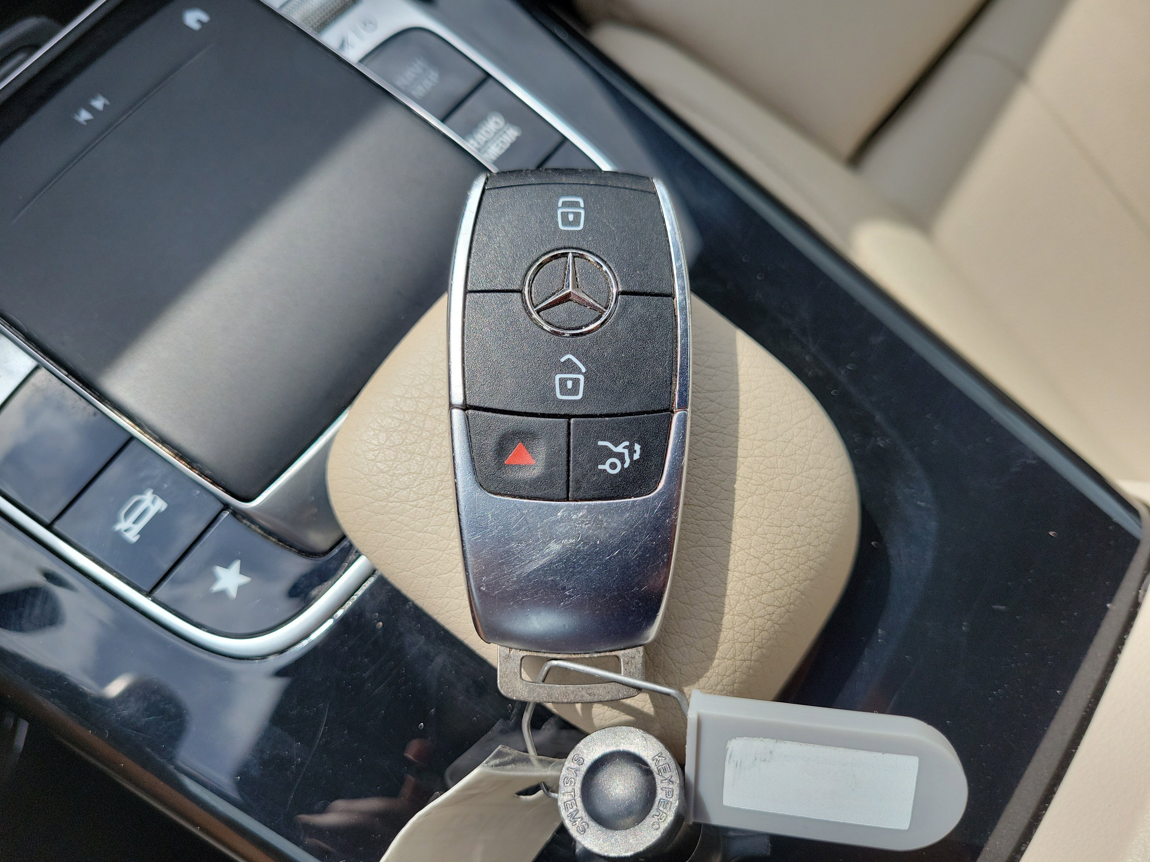 Used 2020 Mercedes-Benz A 220 image 29