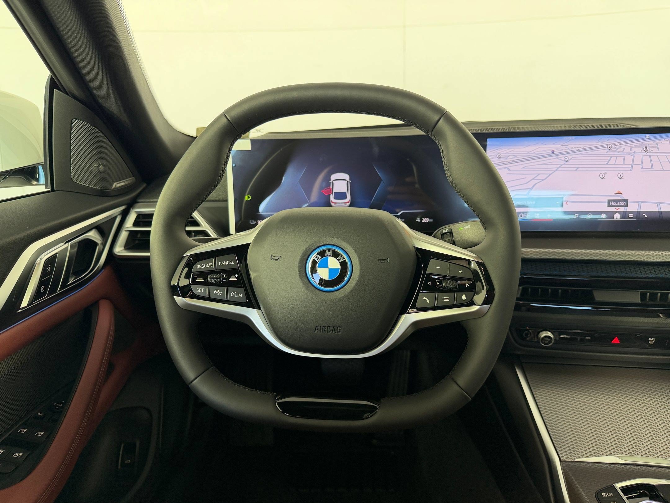 Used 2026 BMW i4 eDrive40 w/ Premium Package RWD image 11