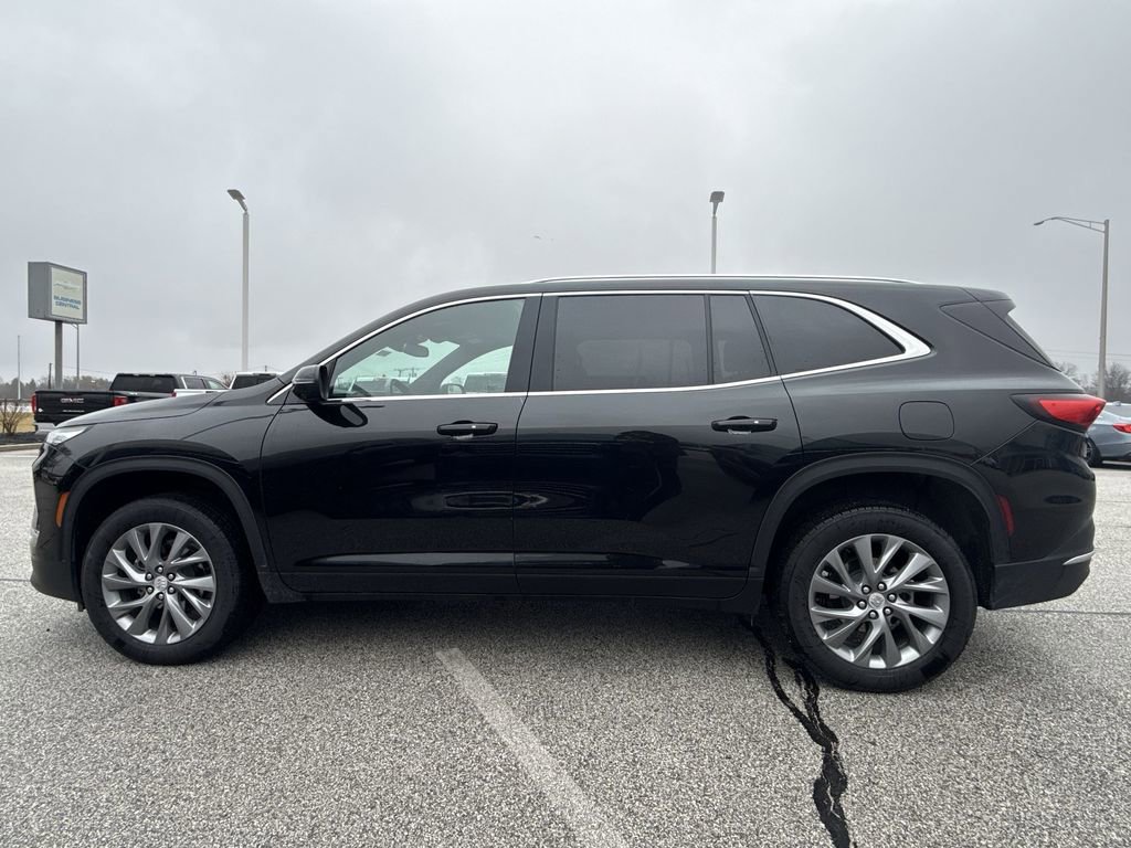 Certified 2025 Buick Enclave Preferred image 5