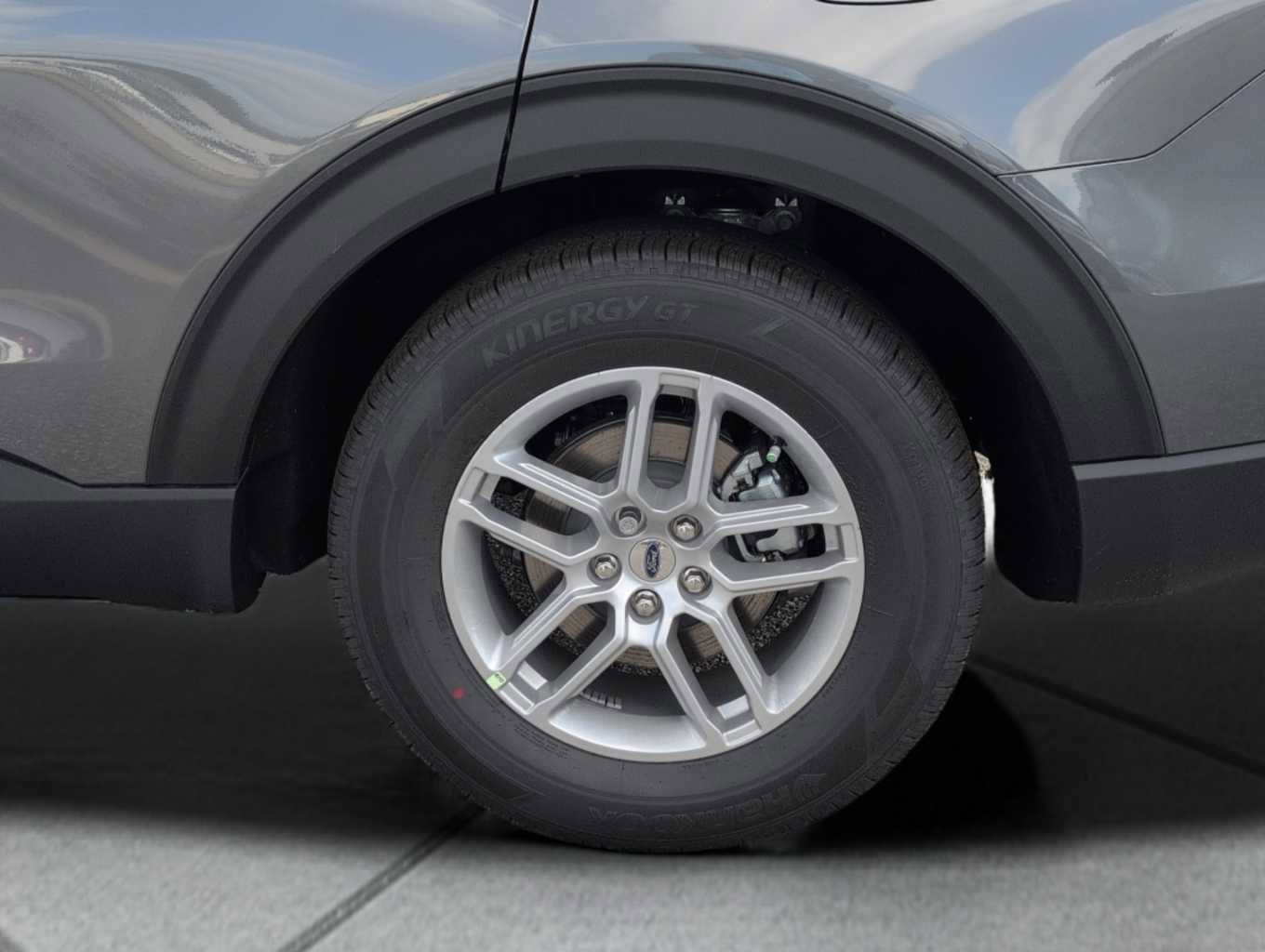 New 2025 Ford Explorer Active w/ Active Comfort Package image 17