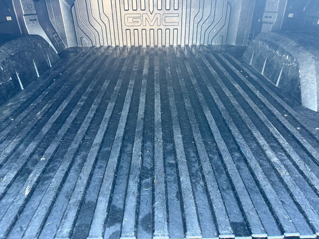 Used 2023 GMC Sierra 1500 AT4 w/ AT4 Premium Package image 17