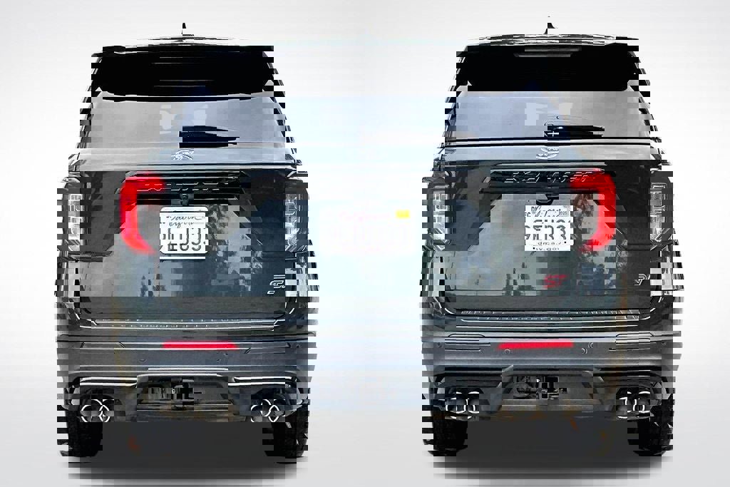 Used 2022 Ford Explorer ST w/ Equipment Group 401A image 3