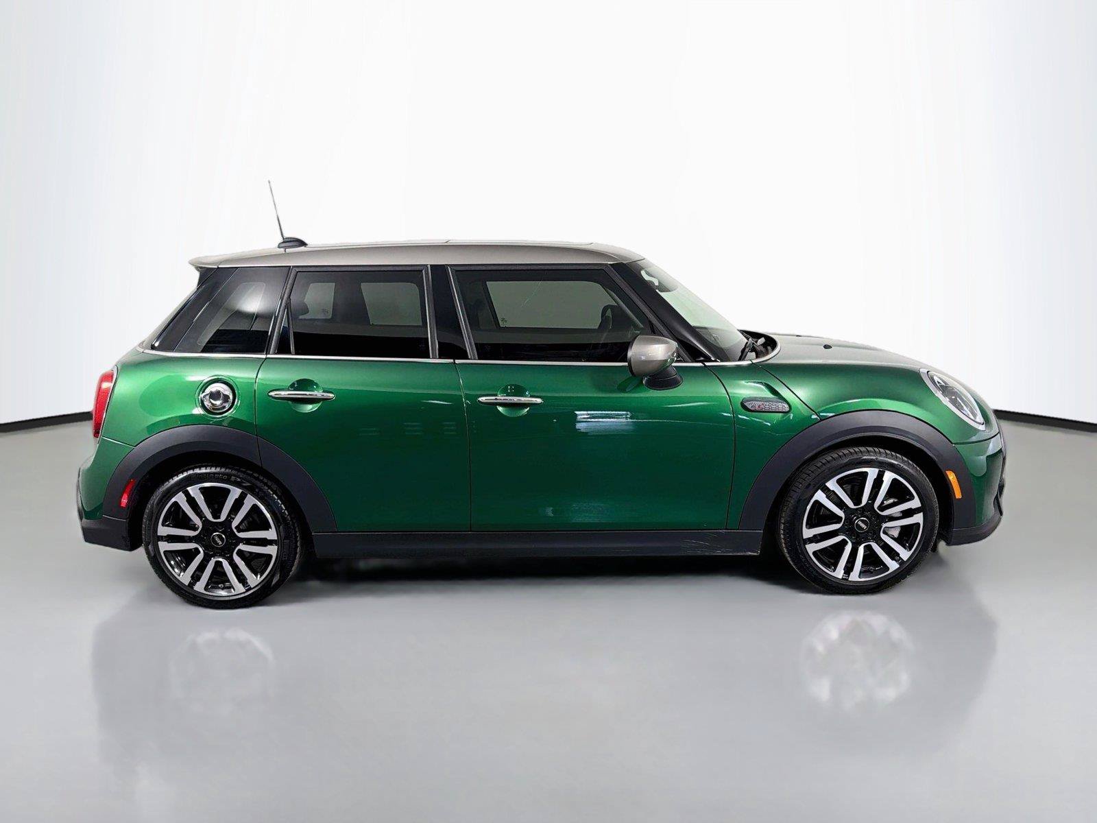 Used 2024 MINI Cooper S FWD image 4