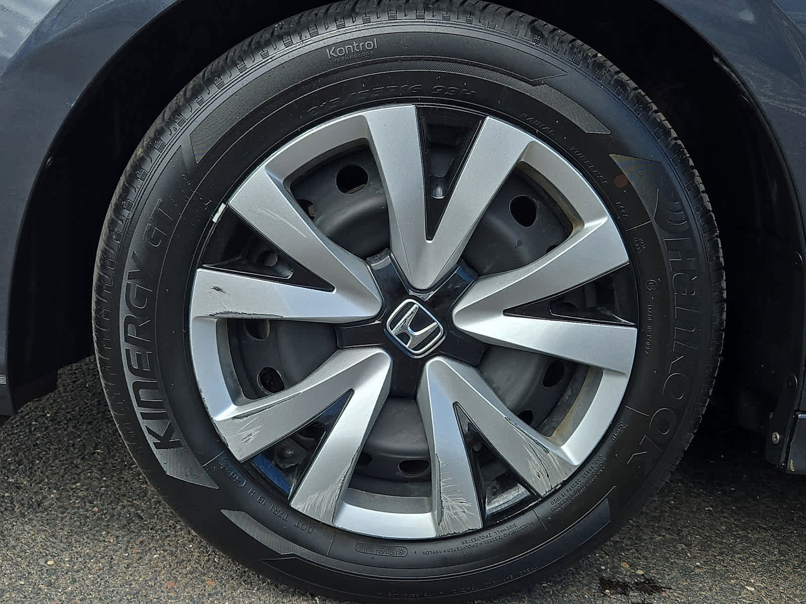 Used 2023 Honda Civic LX image 9