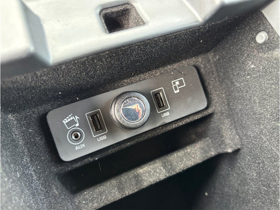 Used 2015 Land Rover Range Rover Sport HSE AWD/4WD image 31