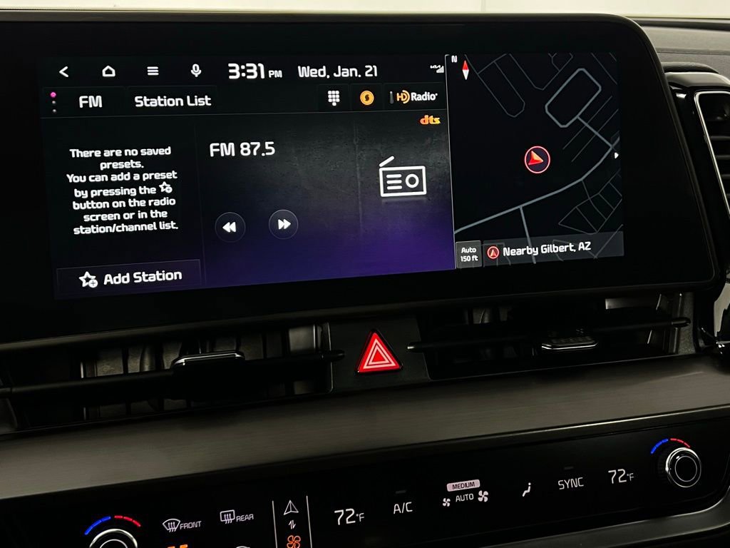 Used 2025 Kia Sportage EX w/ Premium Package image 19