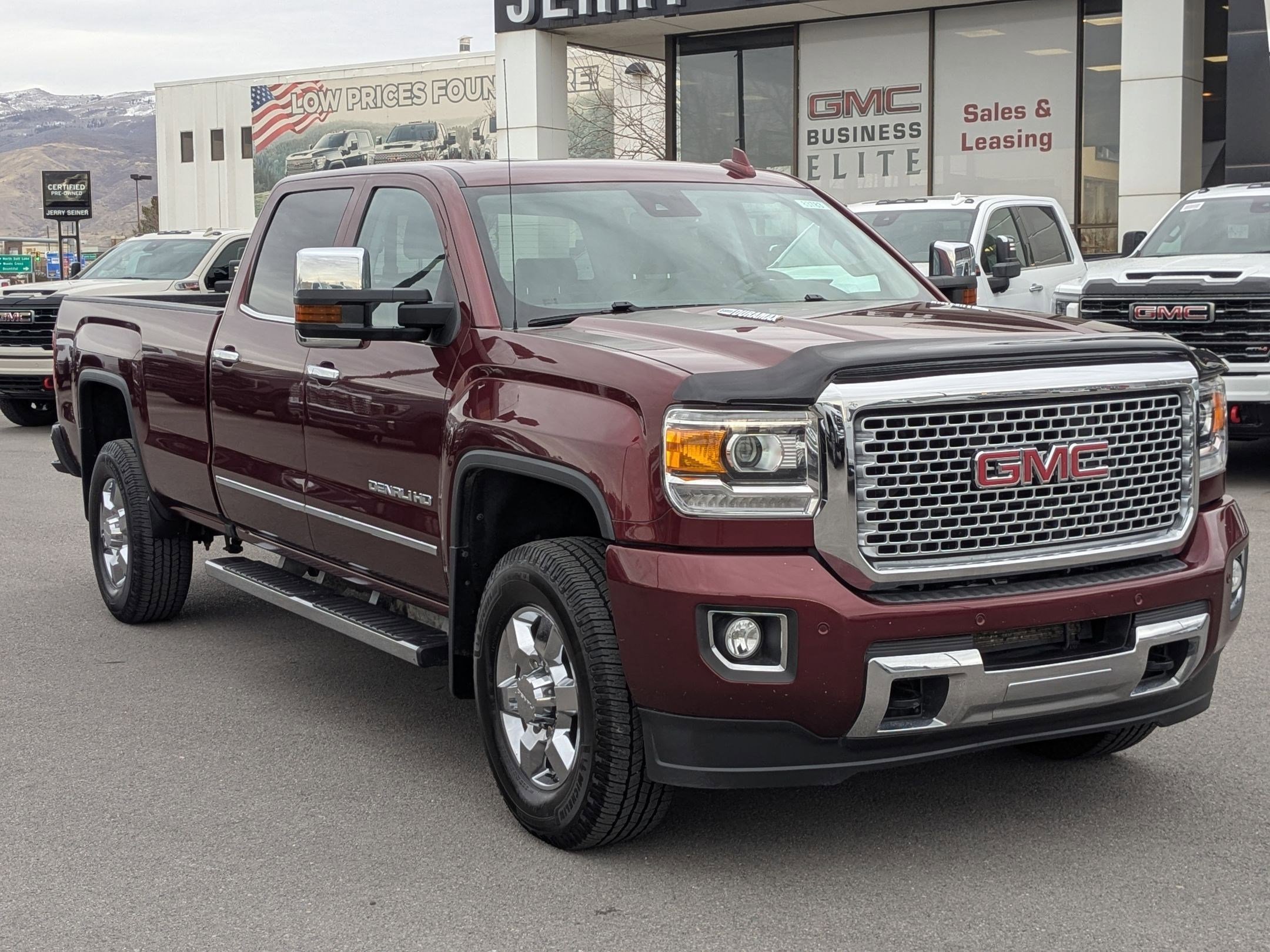 Used 2016 GMC Sierra 3500 Denali w/ Duramax Plus Package image 7