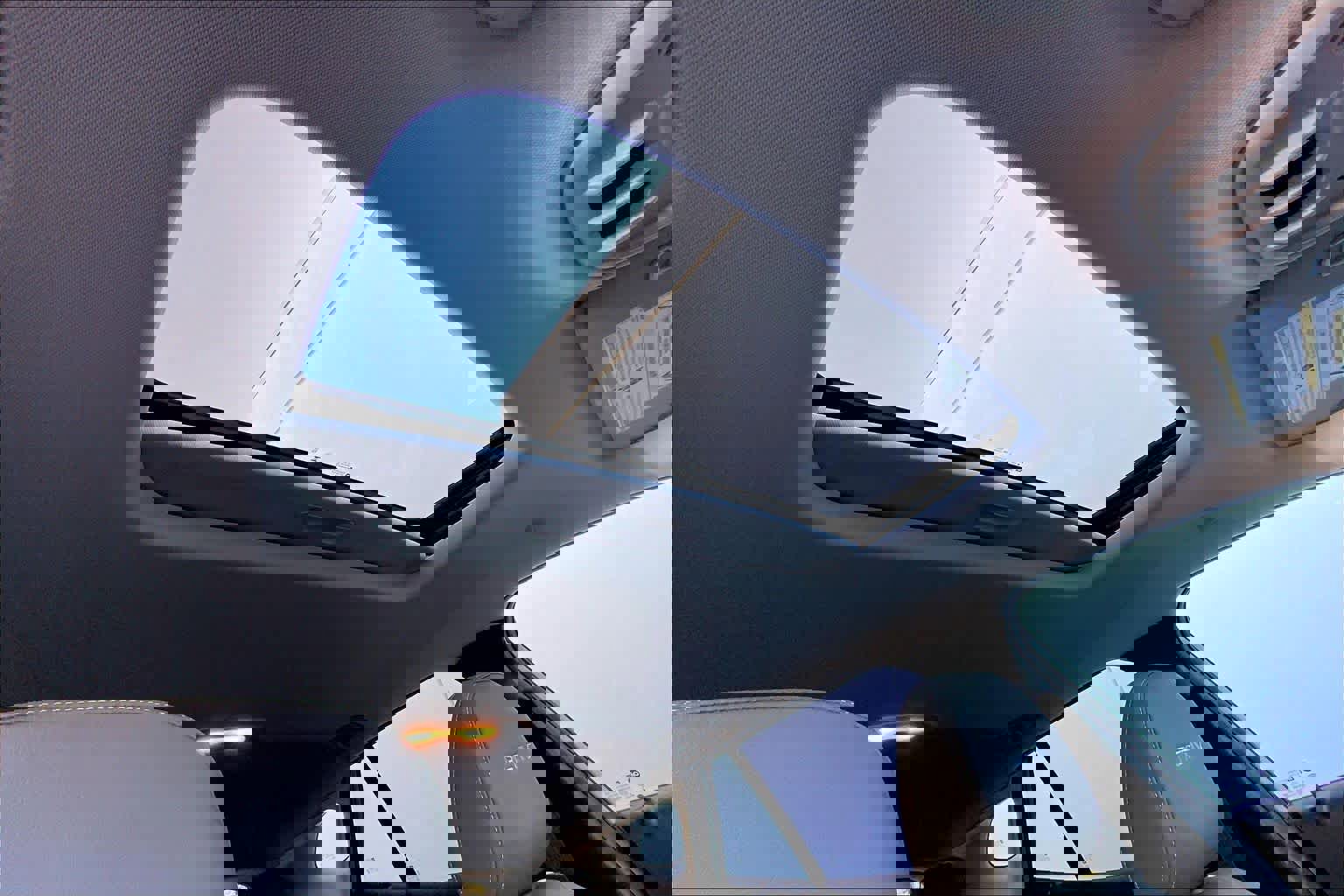 Used 2025 Chevrolet Trax ACTIV w/ Sunroof Package image 14