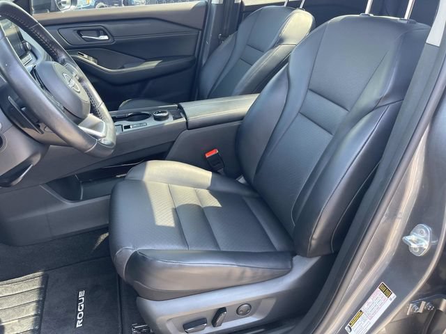 Used 2023 Nissan Rogue SV w/ SV Premium B Package AWD/4WD image 24