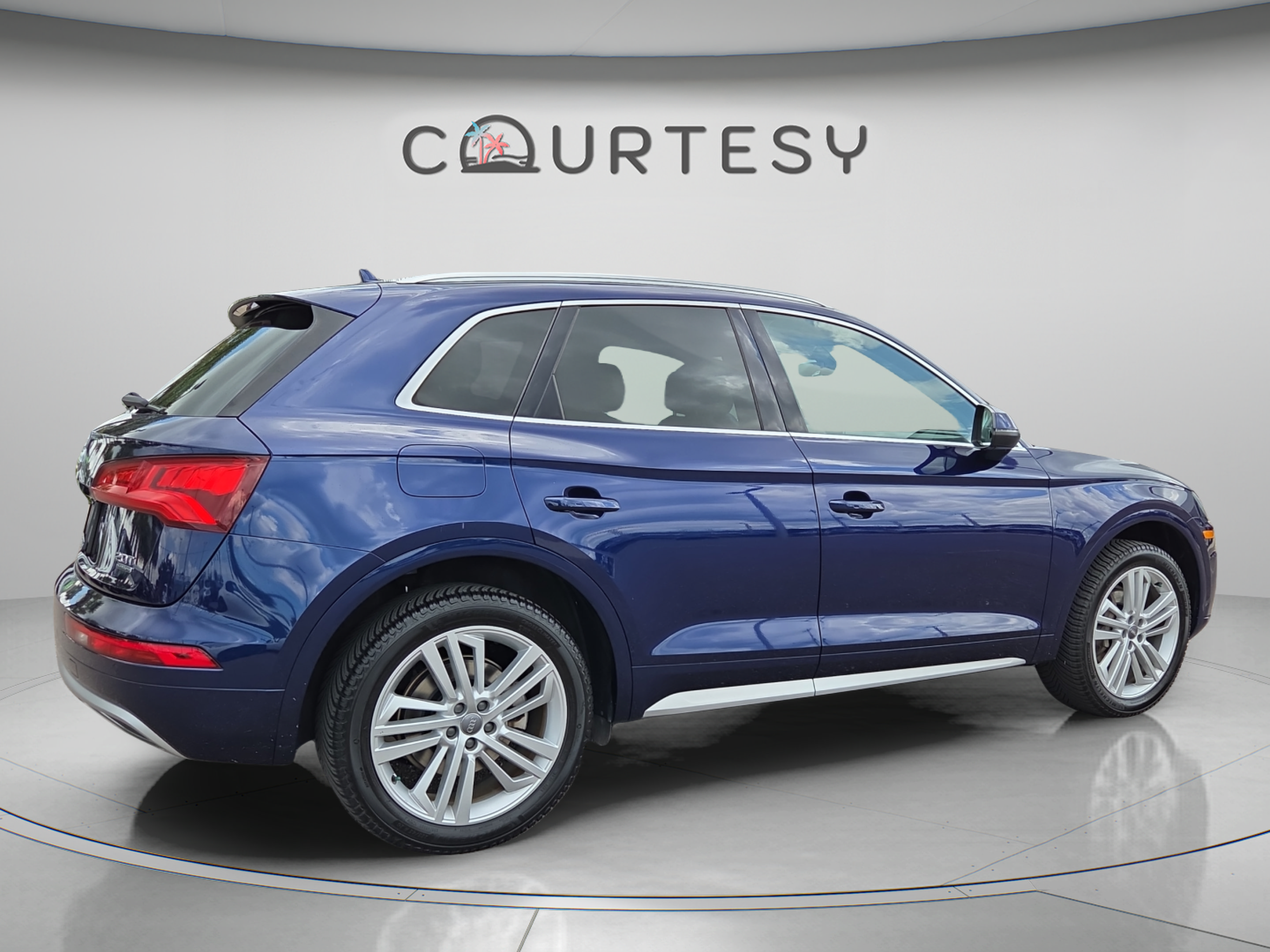 Used 2018 Audi Q5 2.0T Premium Plus AWD/4WD image 5