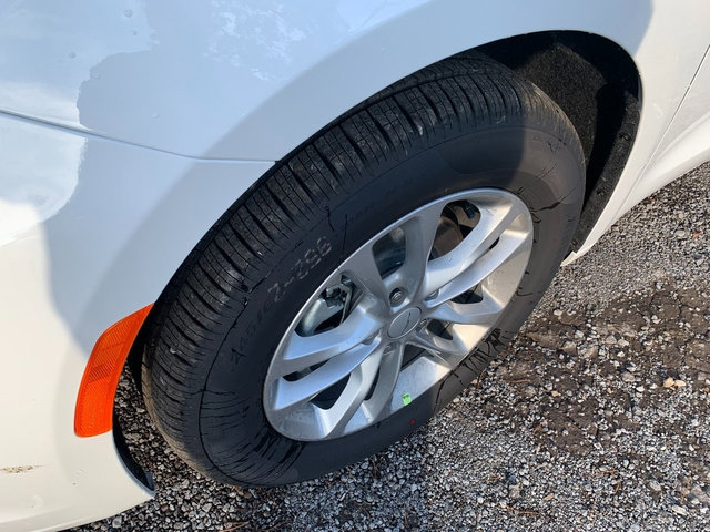 New 2027 Chrysler Pacifica Select FWD image 10