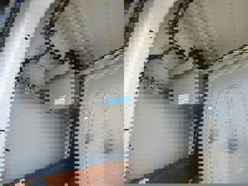 Used 2014 Chevrolet Express 2500 image 10