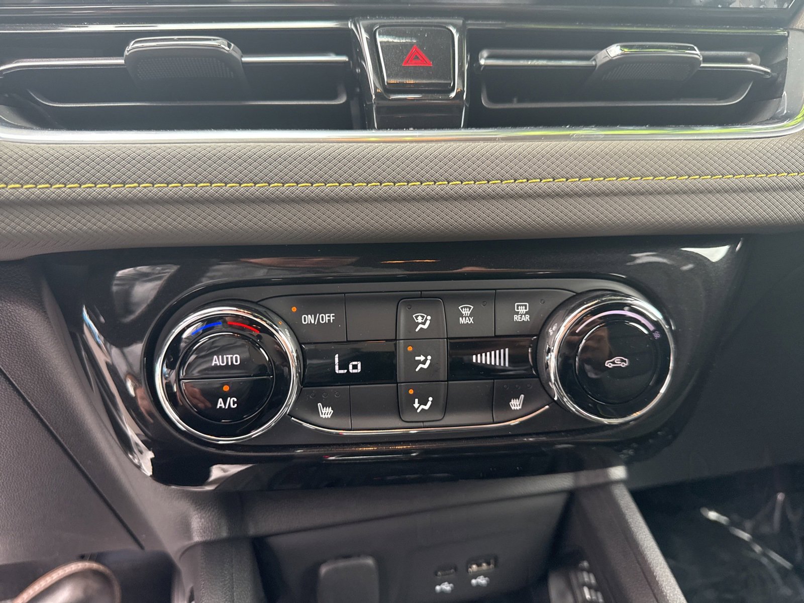 New 2025 Chevrolet TrailBlazer ACTIV w/ Convenience Package image 24