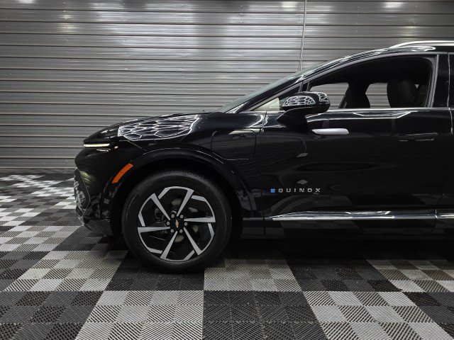Used 2025 Chevrolet Equinox EV LT w/ Convenience Package FWD image 40