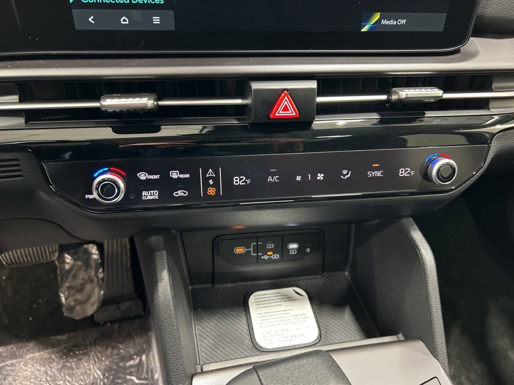 New 2026 Kia Sportage EX w/ EX Panorama Roof Package image 19