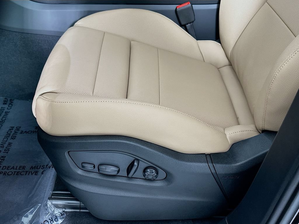 New 2026 Porsche Cayenne AWD/4WD image 22