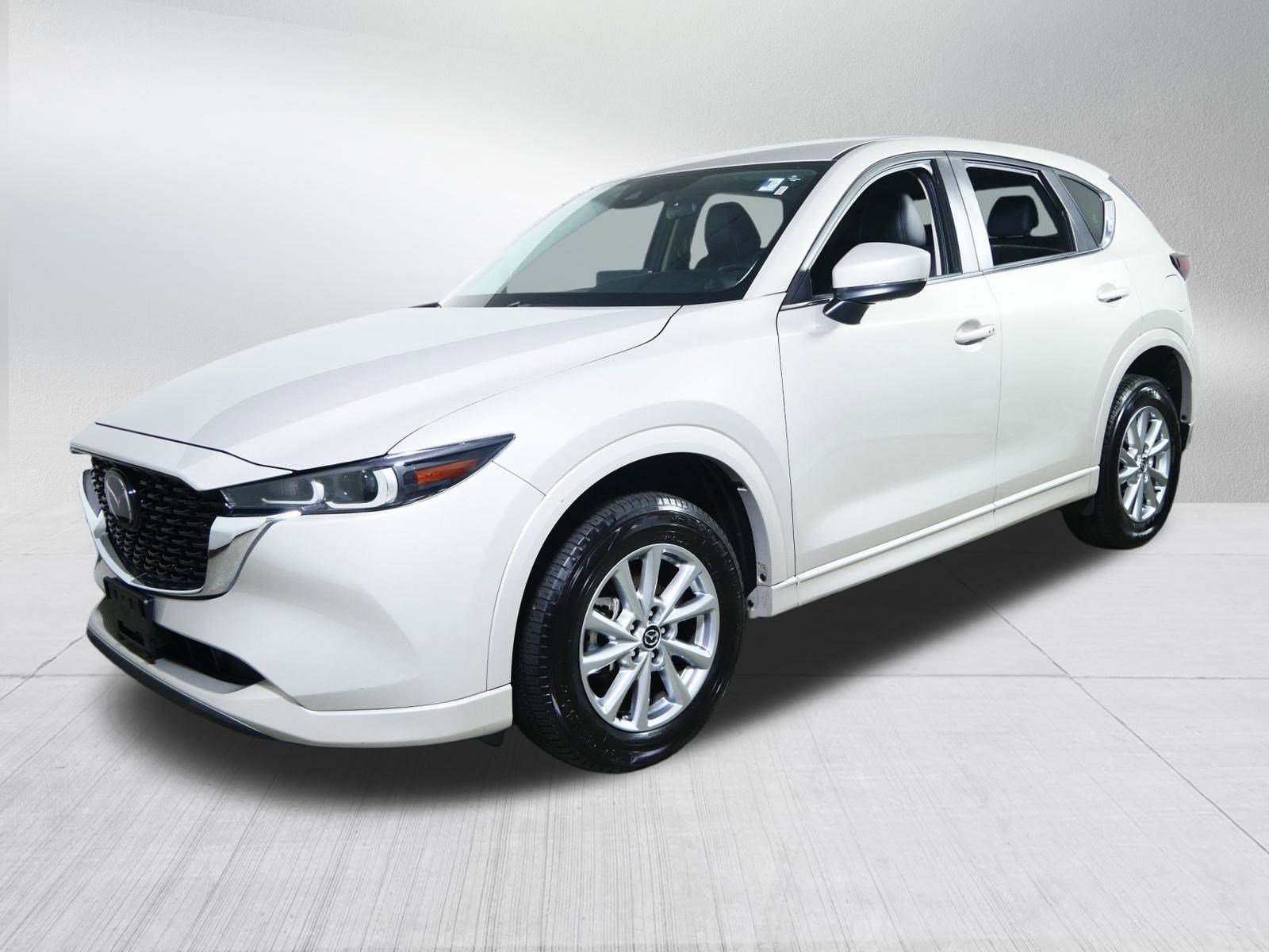 Used 2024 MAZDA CX-5 AWD 2.5 S w/ Select Package image 3