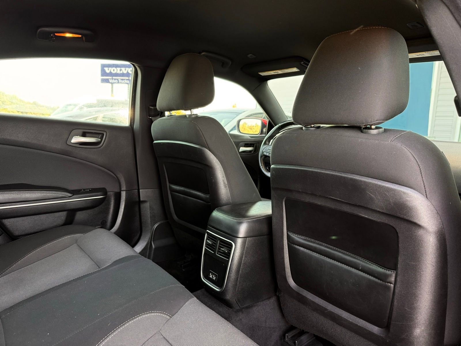 Used 2017 Dodge Charger SE w/ Popular Equipment Group RWD image 18