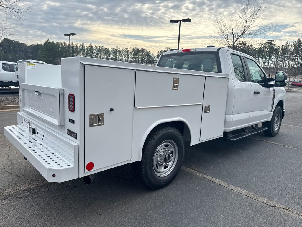 New 2026 Ford F250 XL w/ XL Chrome Package image 5