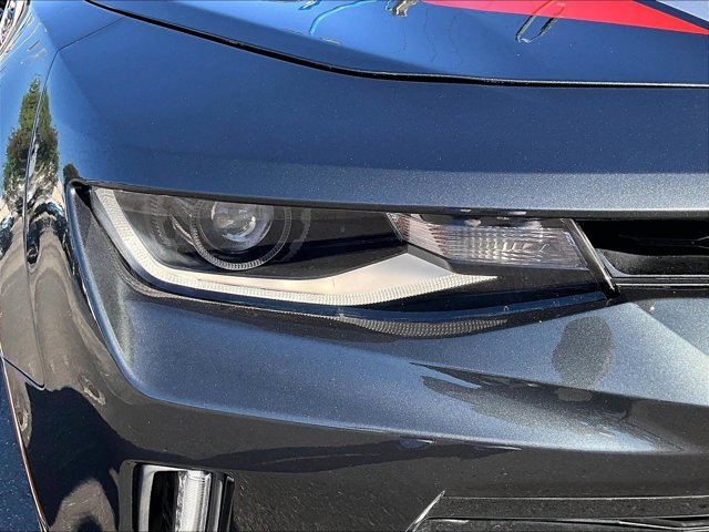 Used 2017 Chevrolet Camaro LT image 30