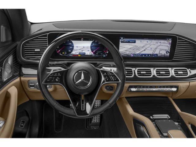 Used 2024 Mercedes-Benz GLS 580 4MATIC image 7