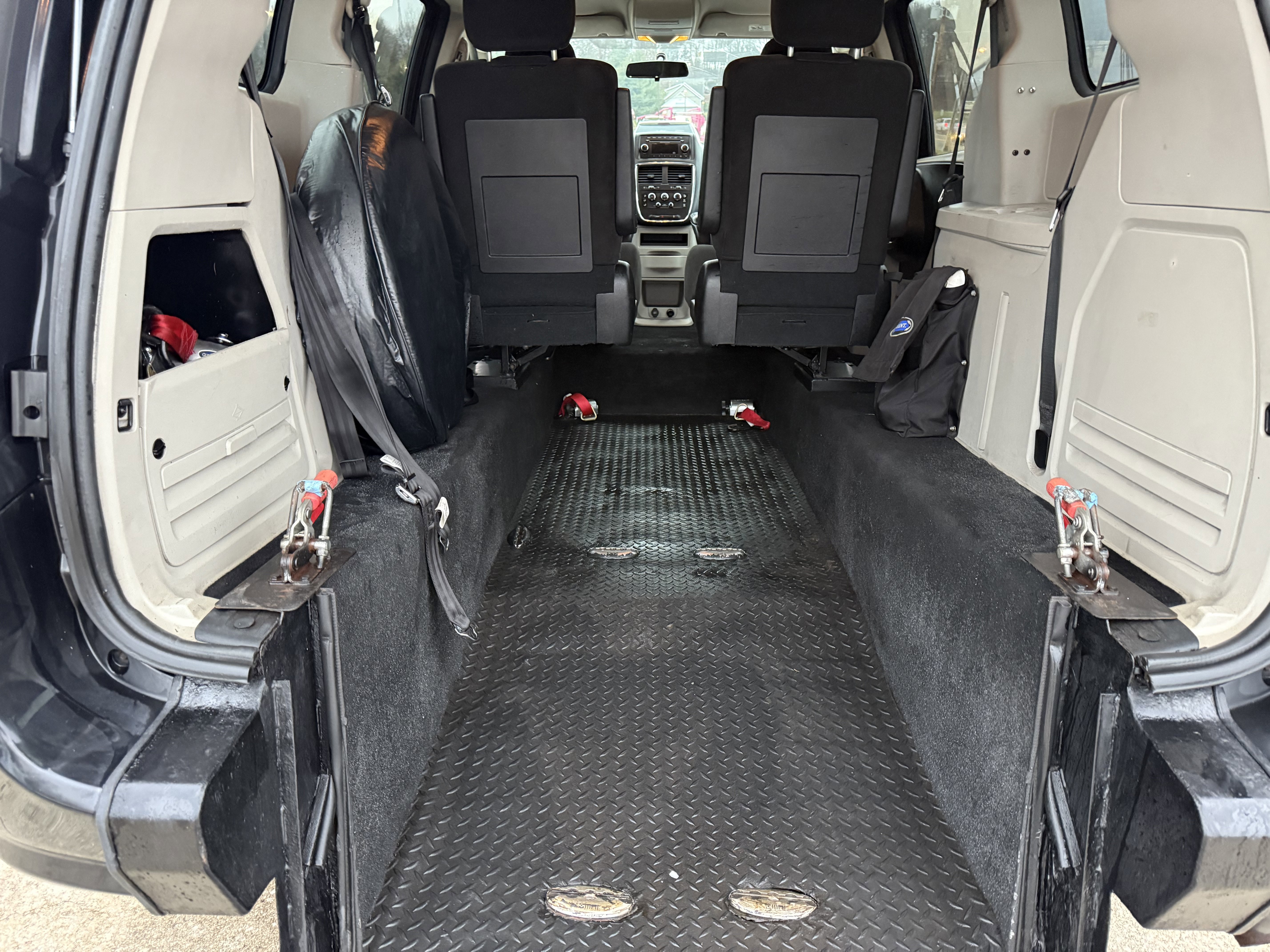 Used 2014 Dodge Grand Caravan SE w/ Quick Order Package 29E SE image 15