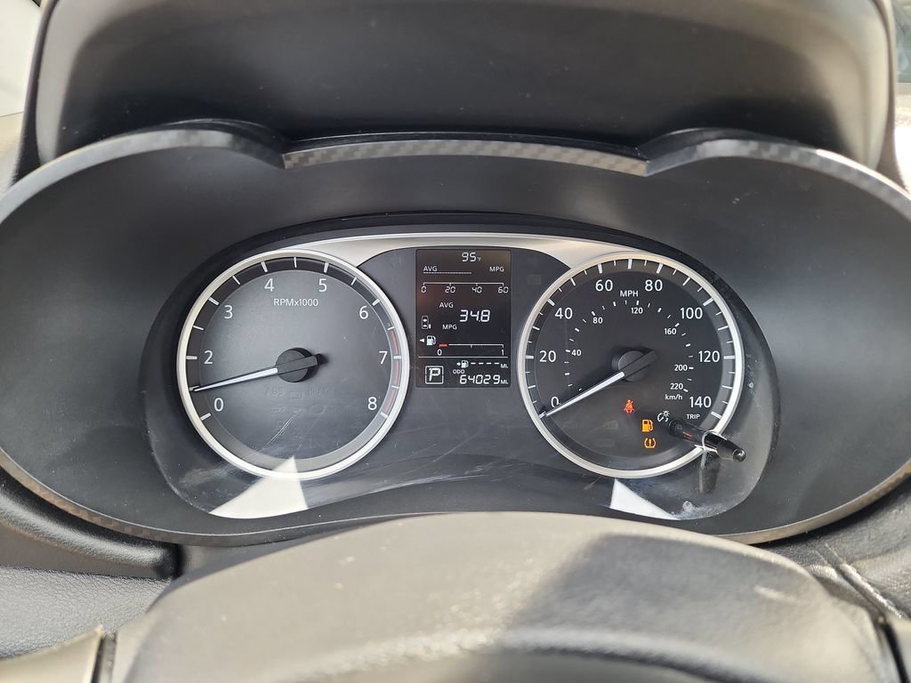 Used 2023 Nissan Versa S FWD image 21