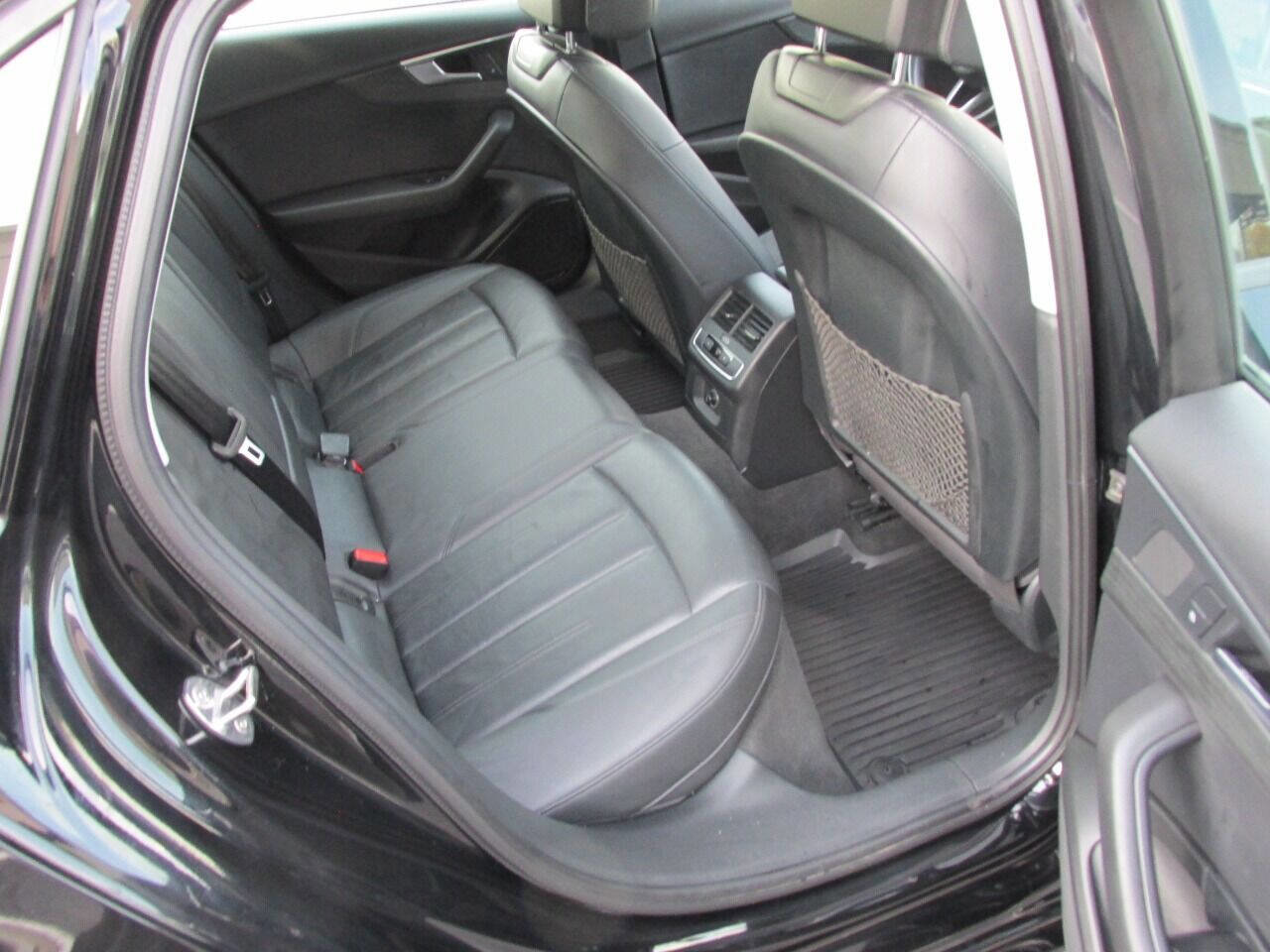 Used 2017 Audi A4 2.0T Premium AWD/4WD image 27