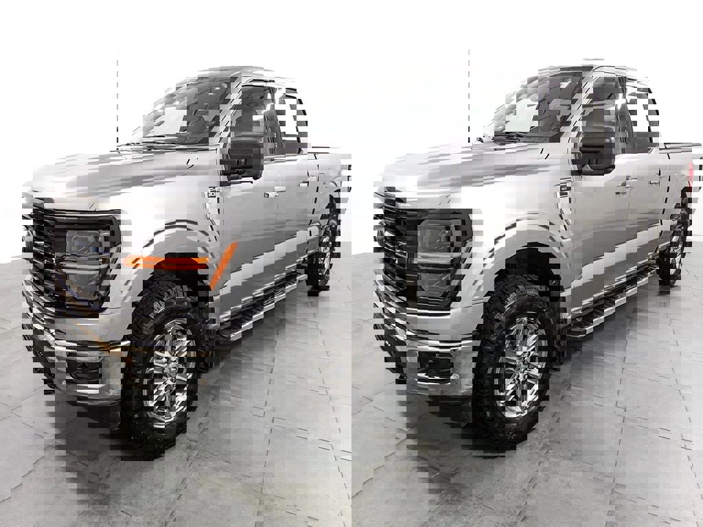 Used 2024 Ford F150 XLT w/ Tow/Haul Package image 3