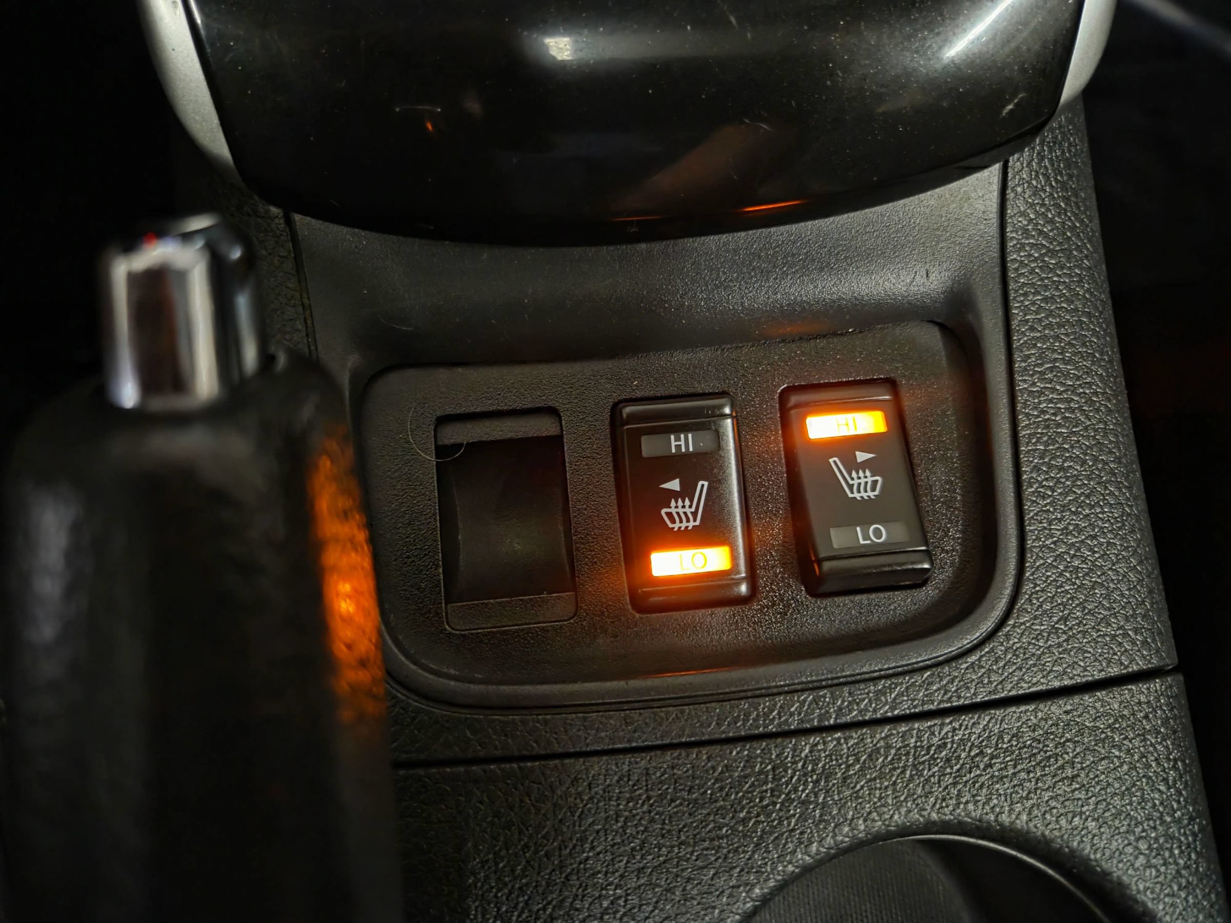 Used 2016 Nissan Sentra SL w/ Technology Package FWD image 25