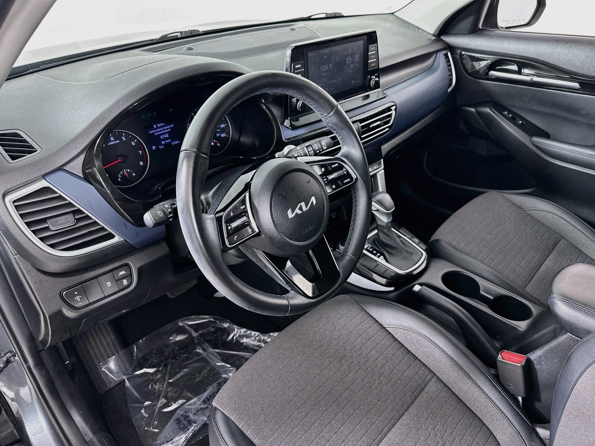 Used 2023 Kia Seltos S FWD image 9