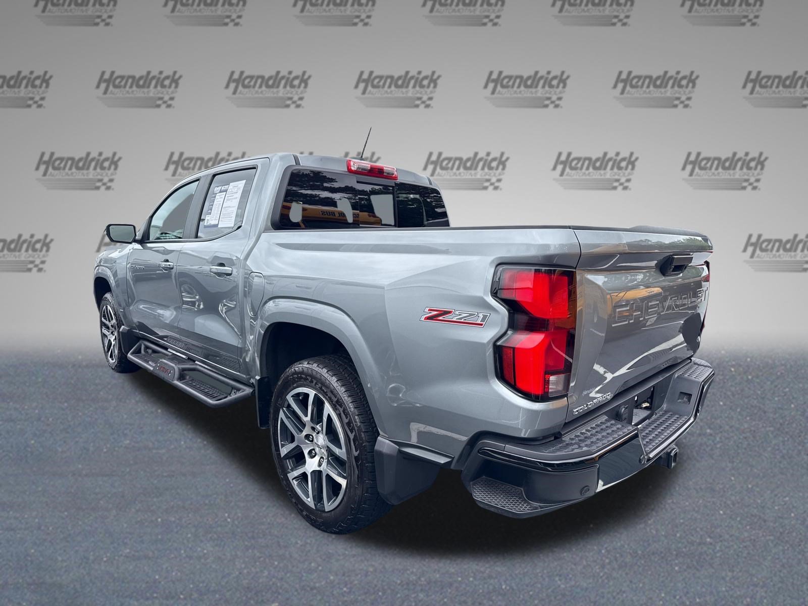 Used 2024 Chevrolet Colorado Z71 w/ Z71 Convenience Package 2 AWD/4WD image 8