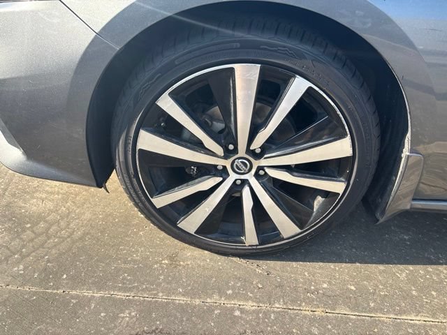 Used 2019 Nissan Altima 2.5 SR w/ SR Premium Package FWD image 14
