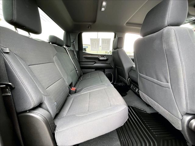 Used 2025 Chevrolet Silverado 1500 LT image 16