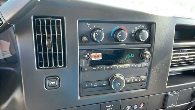 New 2026 Chevrolet Express 2500 w/ Driver Convenience Package RWD image 19