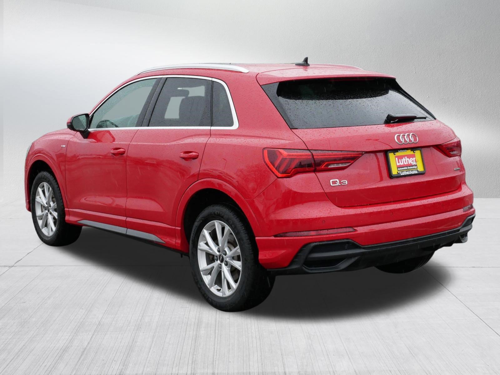 Used 2025 Audi Q3 2.0T Premium image 5