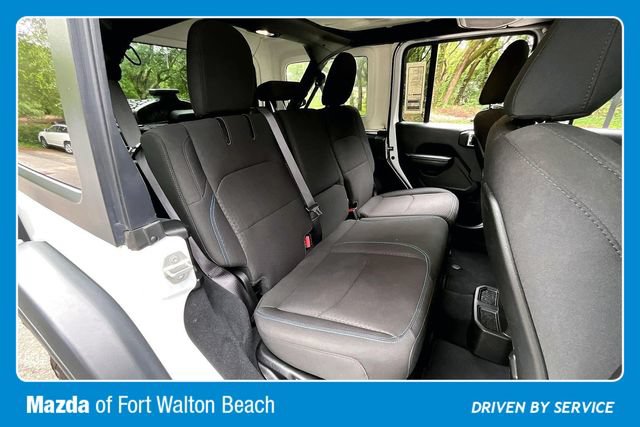 Used 2024 Jeep Wrangler Unlimited Rubicon 4xe AWD/4WD image 22