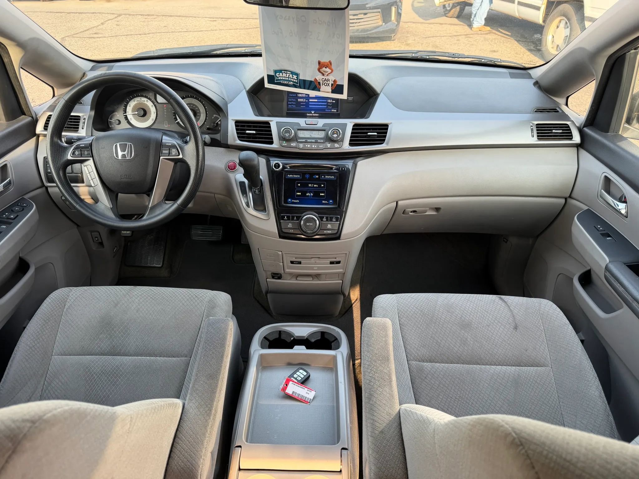 Used 2016 Honda Odyssey SE image 12