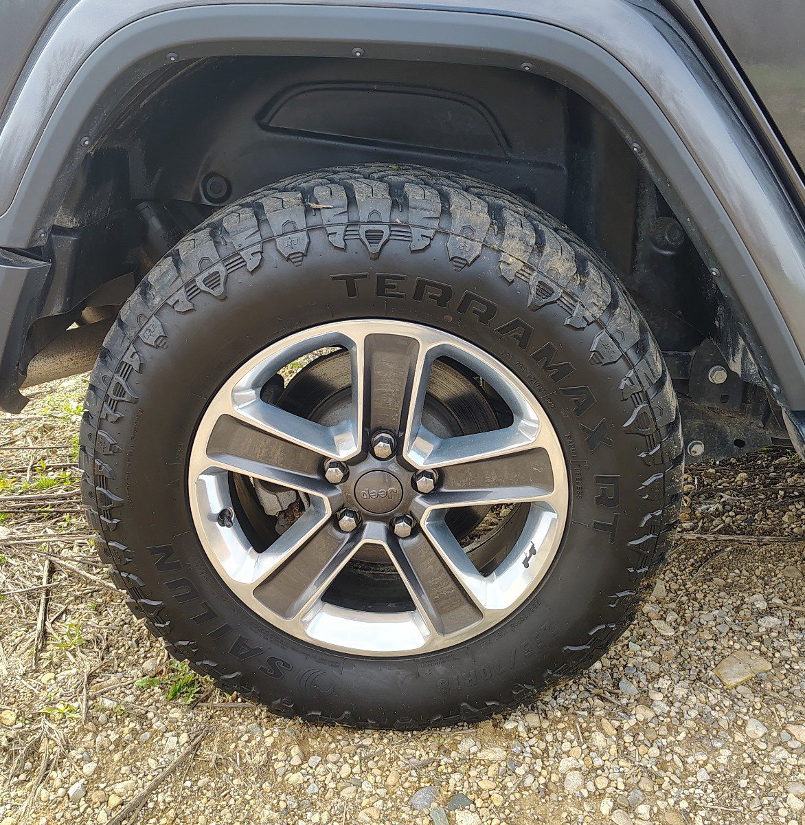 Used 2018 Jeep Wrangler Unlimited Sahara AWD/4WD image 13