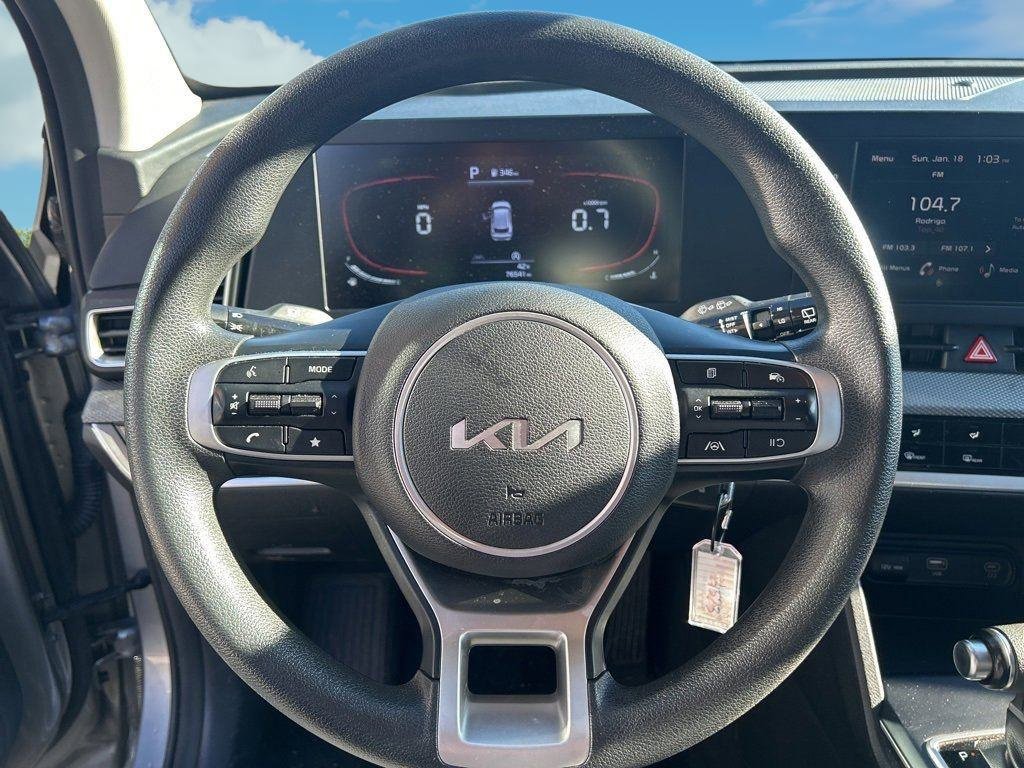 Used 2023 Kia Sportage LX image 14