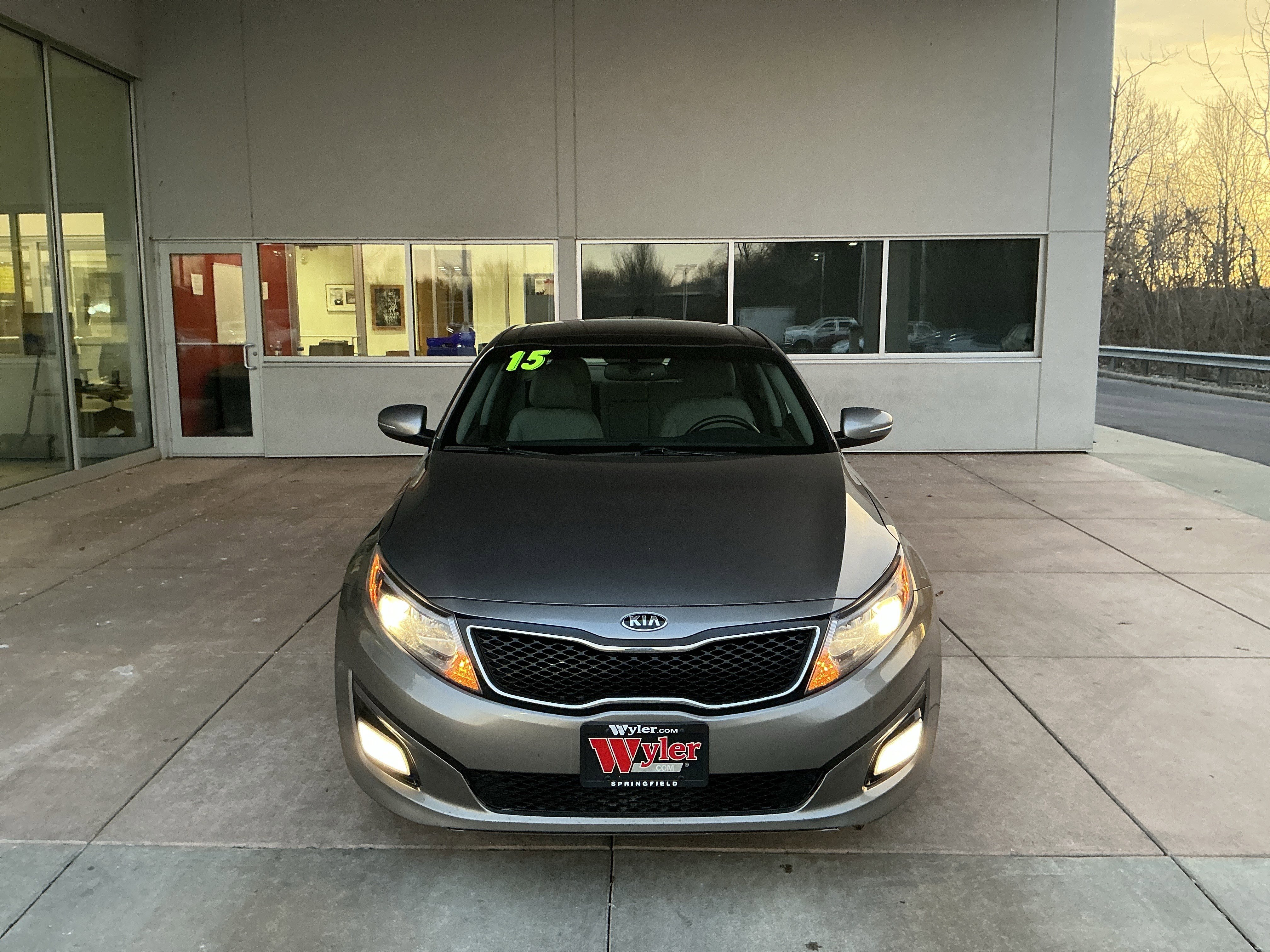 Used 2015 Kia Optima EX w/ EX Premium Package image 2