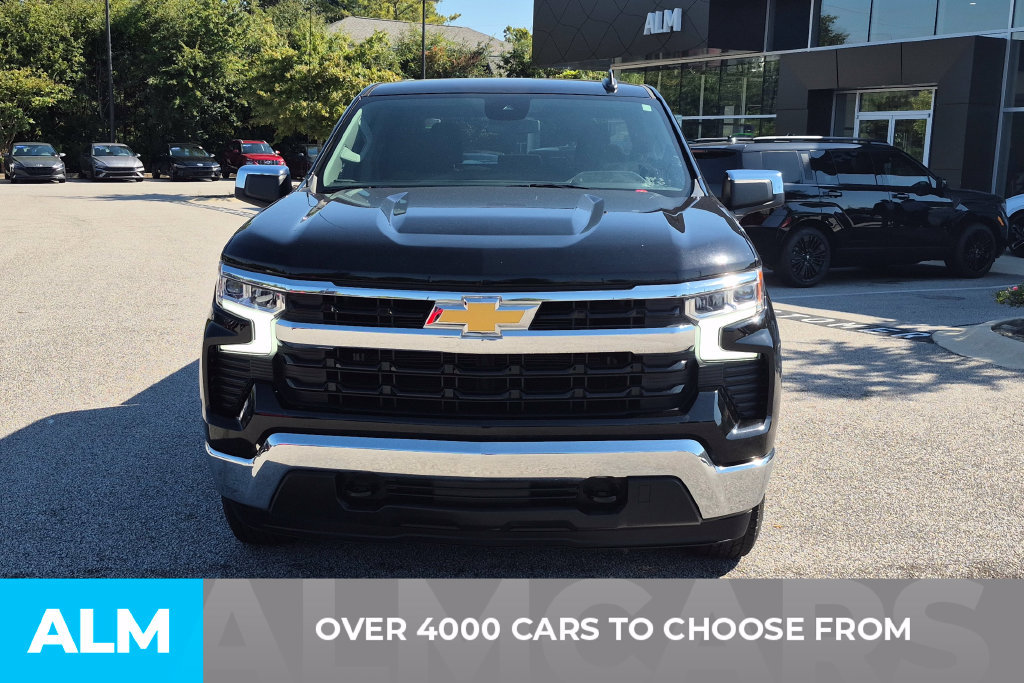 Used 2026 Chevrolet Silverado 1500 LT AWD/4WD image 2