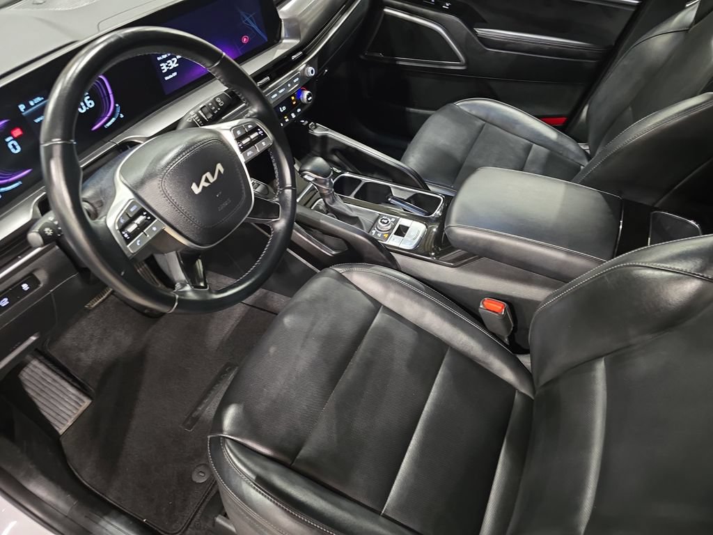 Used 2025 Kia Telluride S AWD/4WD image 17